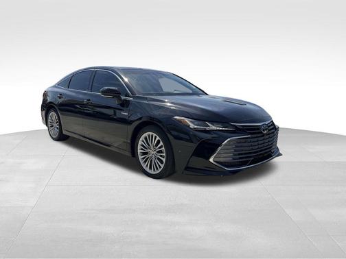 2021 Toyota Avalon Hybrid Limited