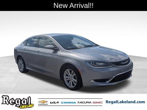 2016 Chrysler 200 Limited