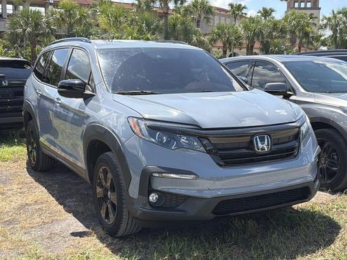 Sonic Gray Pearl 2022 Honda Pilot TrailSport