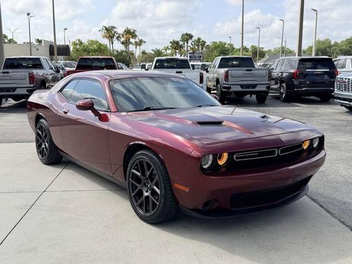 2018 Dodge Challenger SXT
