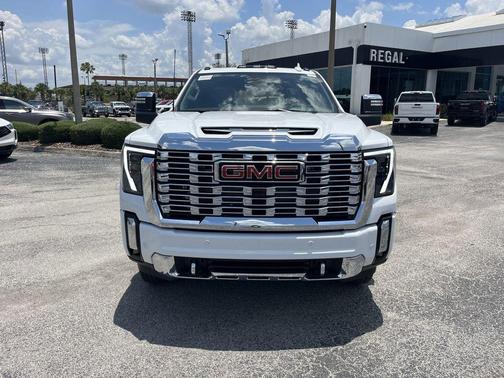 2025 GMC Sierra 3500 Denali