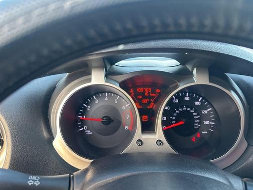 2015 Nissan Juke SV