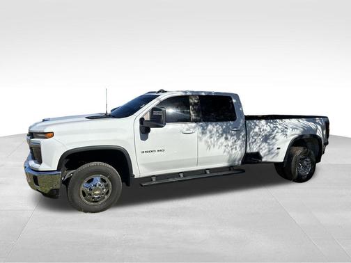 2024 Chevrolet Silverado 3500 LT