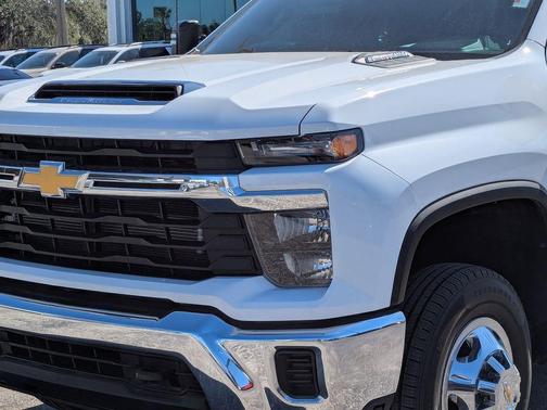 2024 Chevrolet Silverado 3500 LT