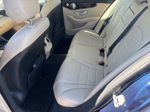 2015 Mercedes-Benz C-Class C 300