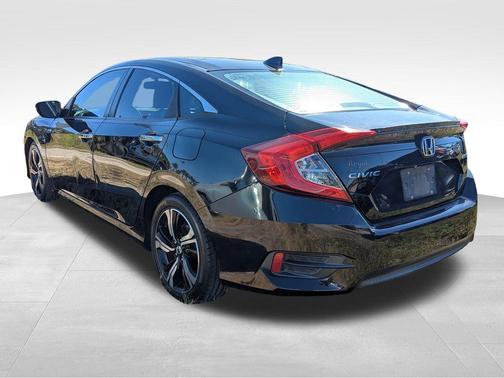 2017 Honda Civic Touring