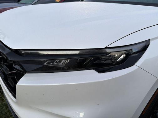 Platinum White Pearl 2024 Honda CR-V Hybrid Sport