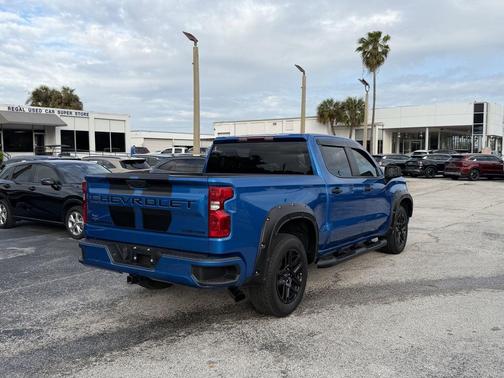 Glacier Blue Metallic 2023 Chevrolet Silverado 1500 Custom