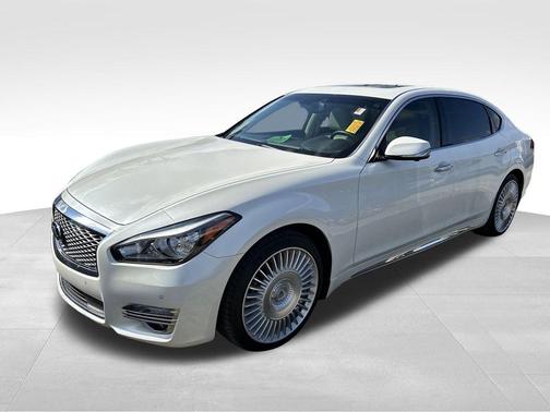 2017 INFINITI Q70L 3.7