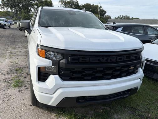 Summit White 2024 Chevrolet Silverado 1500 Custom