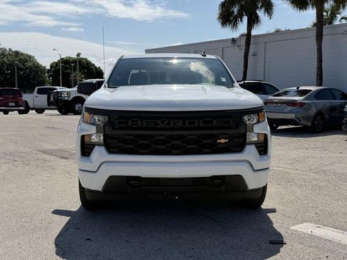 Summit White 2024 Chevrolet Silverado 1500 Custom