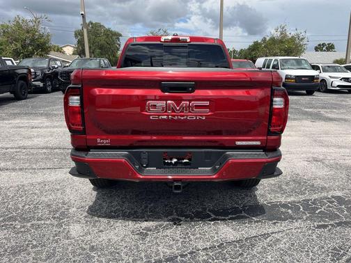 2025 GMC Canyon Elevation