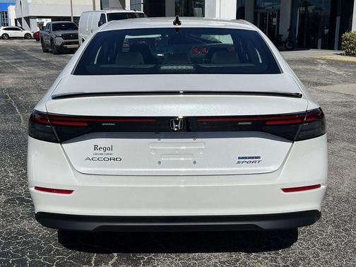 2025 Honda Accord Hybrid Sport