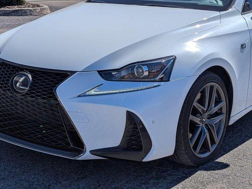 2019 Lexus IS 300 Base