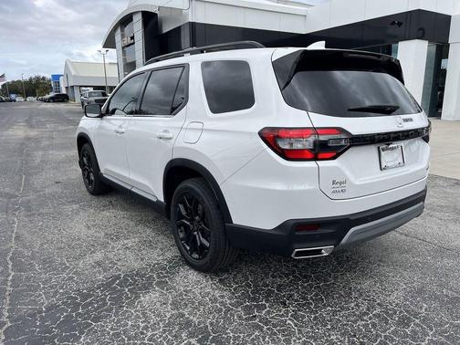 2025 Honda Pilot Touring+