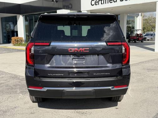 2026 GMC Yukon Elevation