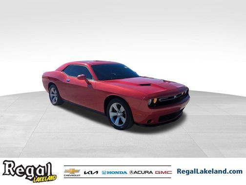 2016 Dodge Challenger SXT