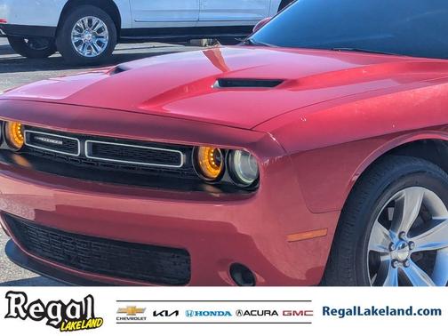 2016 Dodge Challenger SXT