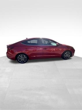2020 Hyundai ELANTRA Limited