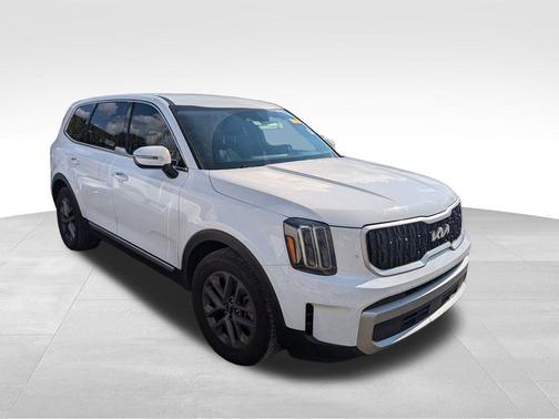 2023 Kia Telluride LX