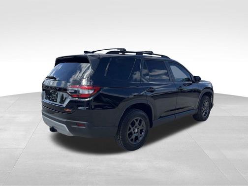 2024 Honda Pilot TrailSport