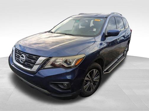 2018 Nissan Pathfinder SV