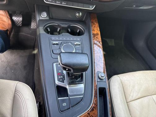 2017 Audi A4 2.0T Premium