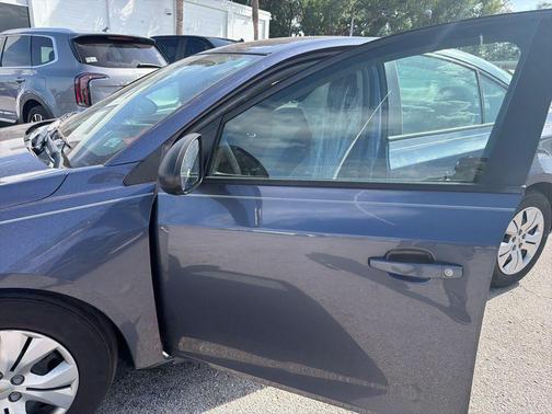 Atlantis Blue Metallic 2014 Chevrolet Cruze LS