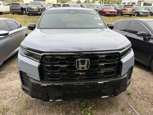 Sonic Gray Pearl 2026 Honda Pilot Black Edition