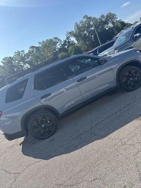 Sonic Gray Pearl 2026 Honda Pilot Black Edition