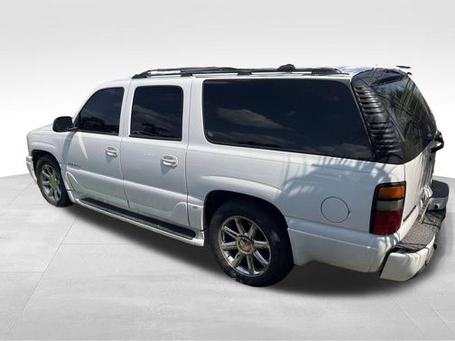 2006 GMC Yukon XL 1500 Denali
