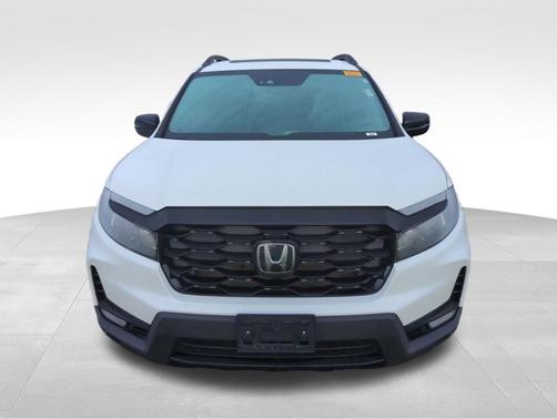 2023 Honda Passport Elite