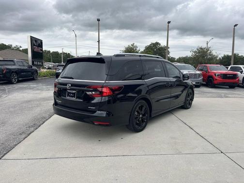2023 Honda Odyssey Sport