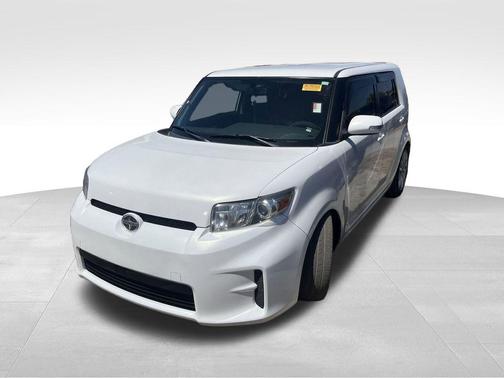 2012 Scion xB Release Series 9.0