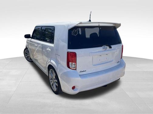 2012 Scion xB Release Series 9.0
