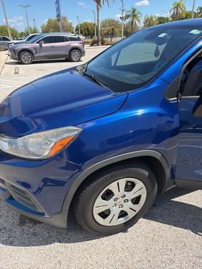 Blue Topaz Metallic 2017 Chevrolet Trax LS