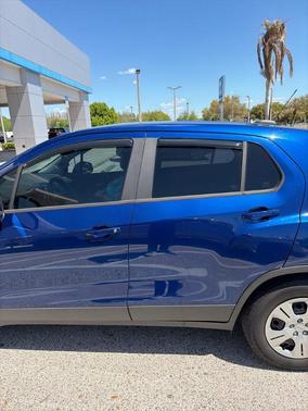 Blue Topaz Metallic 2017 Chevrolet Trax LS