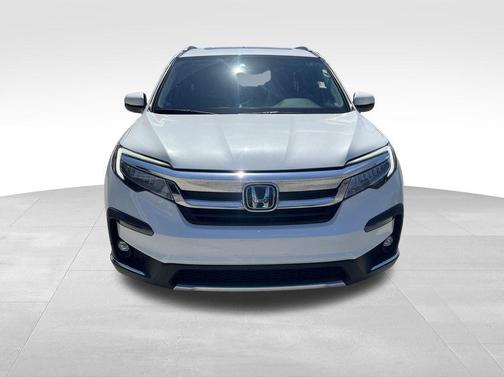 2022 Honda Pilot Touring 7-Passenger