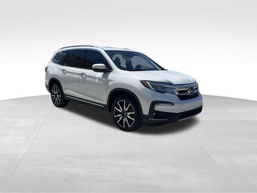 2022 Honda Pilot Touring 7-Passenger