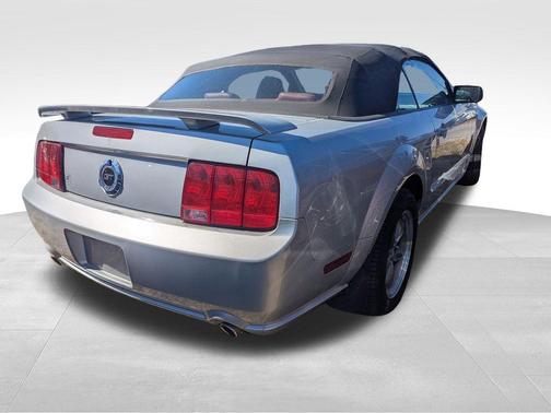 2006 Ford Mustang GT Premium