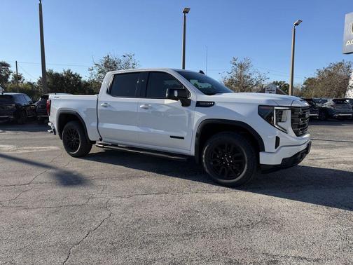 2025 GMC Sierra 1500 Elevation