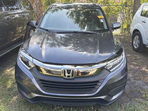 Gray 2022 Honda HR-V LX