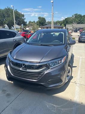 Gray 2022 Honda HR-V LX