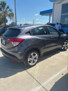 Gray 2022 Honda HR-V LX