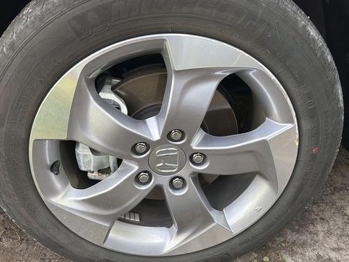 Gray 2022 Honda HR-V LX
