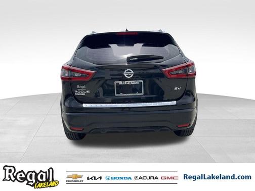 2021 Nissan Rogue Sport SV