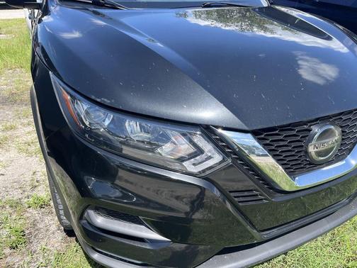 2021 Nissan Rogue Sport SV
