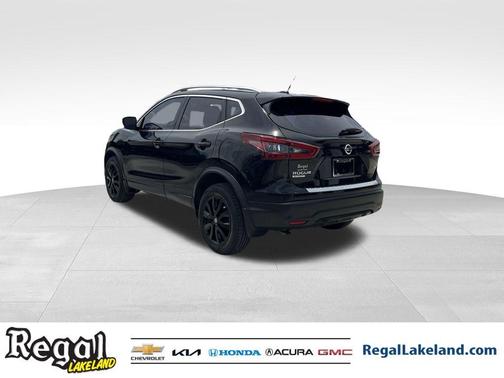 2021 Nissan Rogue Sport SV