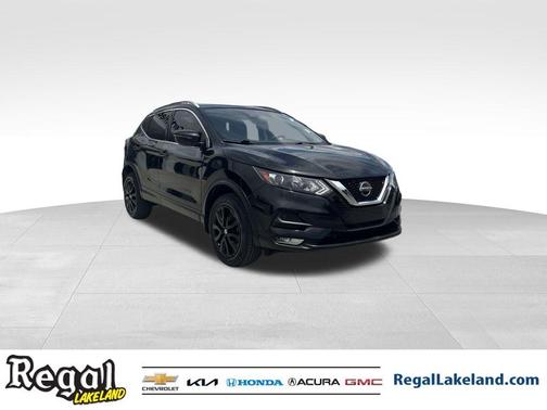2021 Nissan Rogue Sport SV