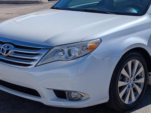 2011 Toyota Avalon Limited